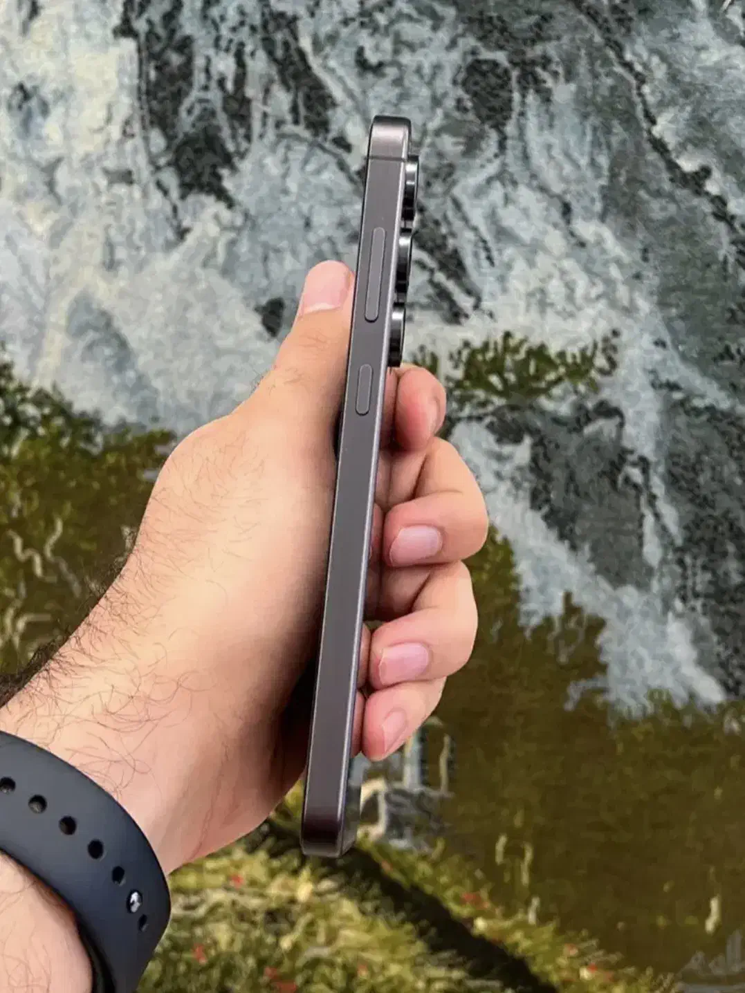 s24fe|موبایل|قم, قلعه عموحسین|دیوار