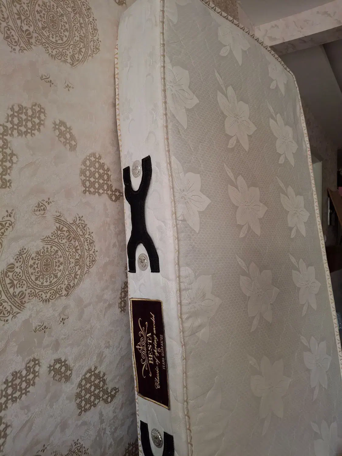 تخت یک نفره|تخت و سرویس خواب|مشهد, صیاد شیرازی|دیوار