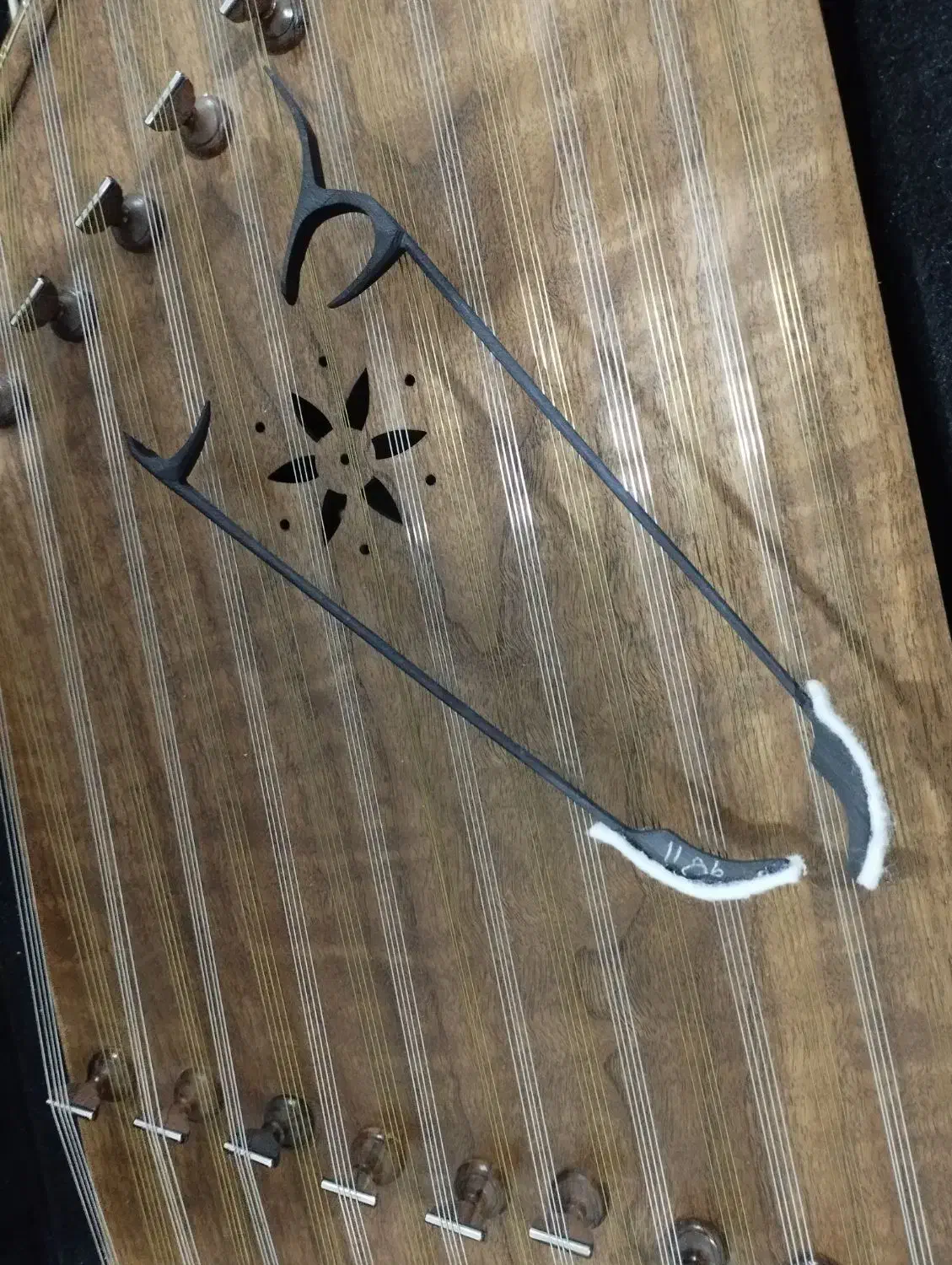 سنتور دست ساز|سازهای سنتی|اهواز, کوی باهنر|دیوار