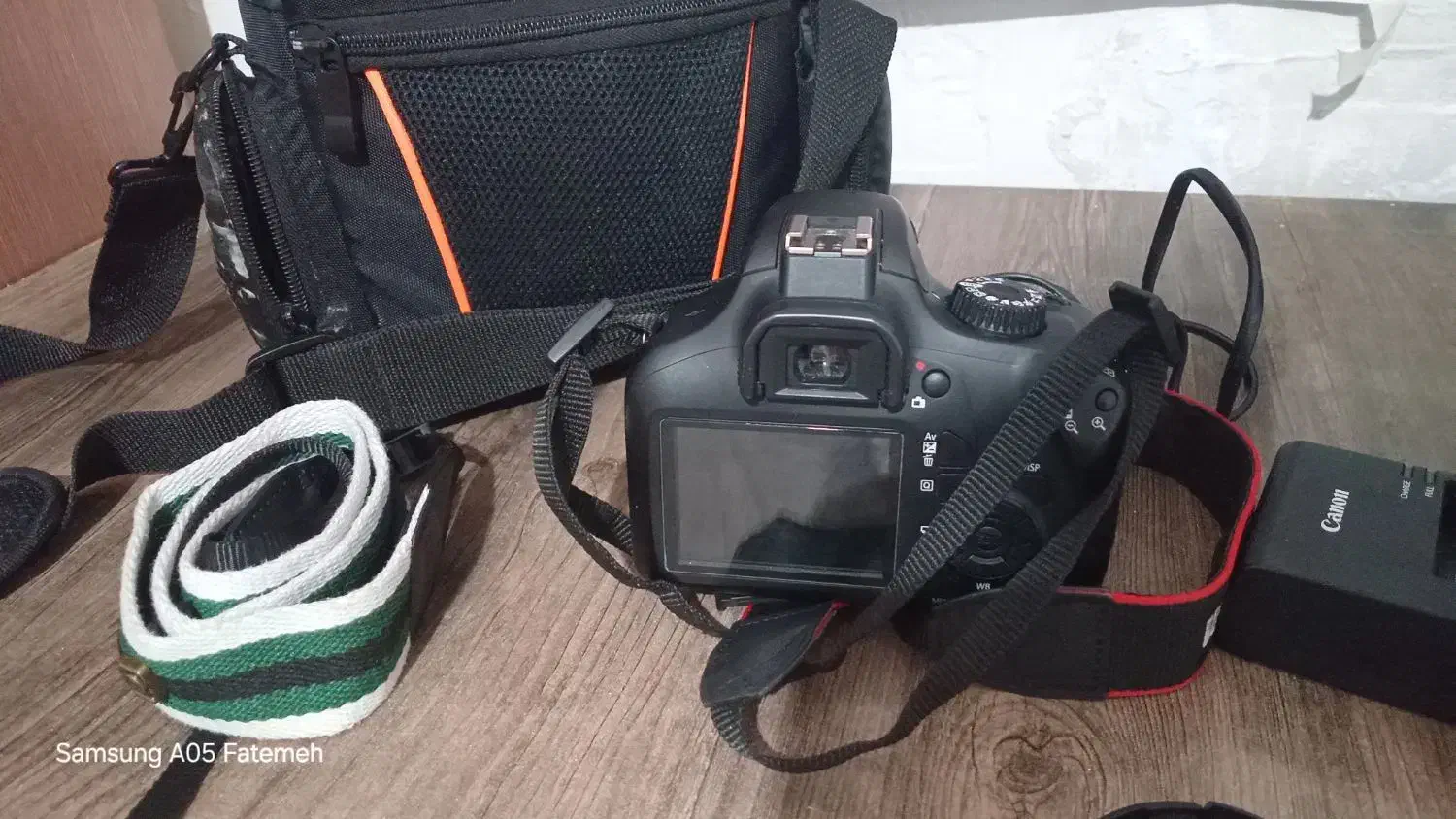 دوربین|دوربین عکاسی و فیلم‌برداری|شیراز, شهرک بهار|دیوار