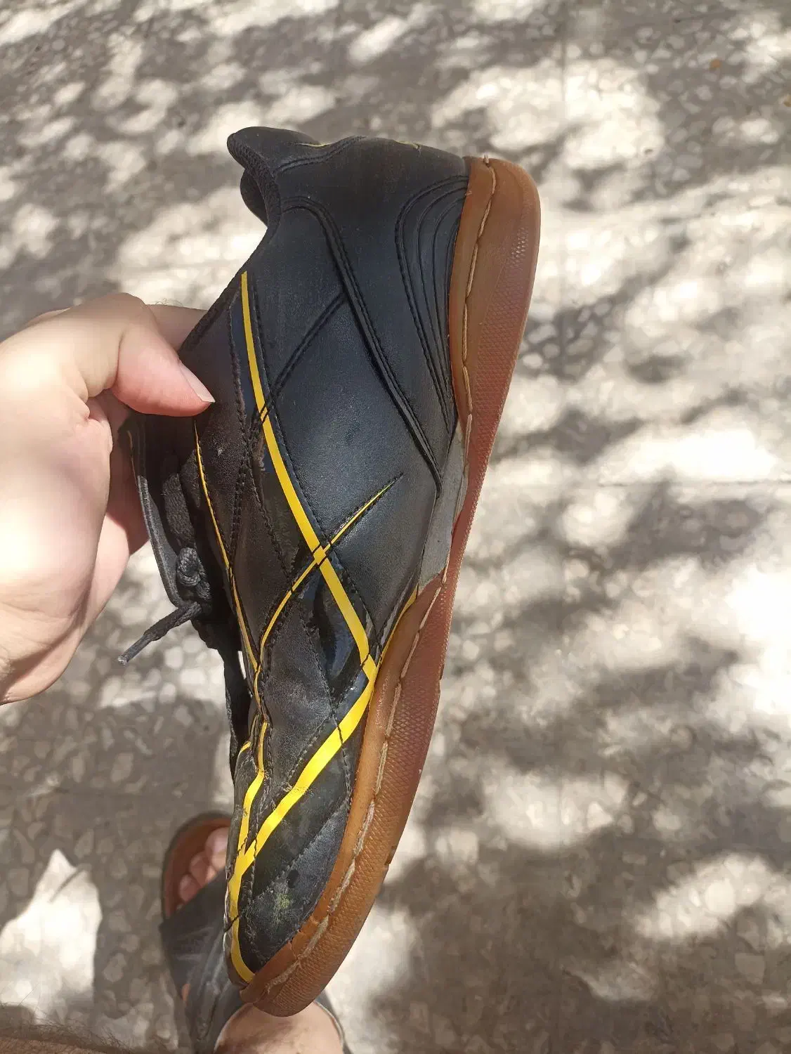 کفش سالن  SNEAKERS|تجهیزات ورزشی|قم, یزدان‌شهر|دیوار