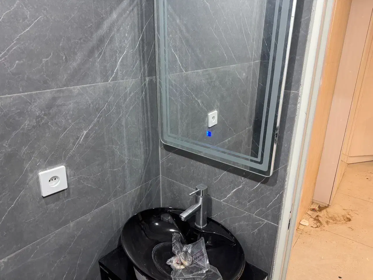 عظیمیه آپارتمان100مترطبقه چهارم رو به نمارهناجاره|اجارهٔ آپارتمان|کرج, عظیمیه|دیوار