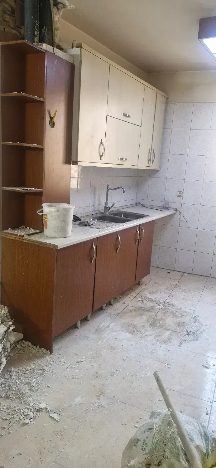 5 متر کابینت ام دی اف بسیار تمیز قیمت 12 میلیون|مصالح و تجهیزات ساختمان|تهران, صادقیه|دیوار