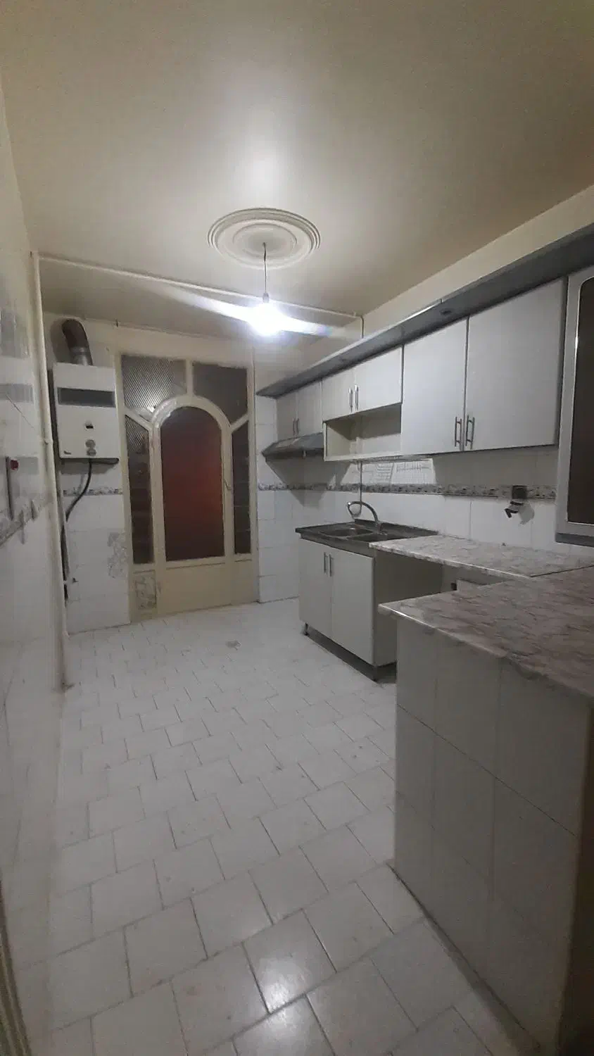 آپارتمان ۵۴ طبقه دوم محدوده امامت