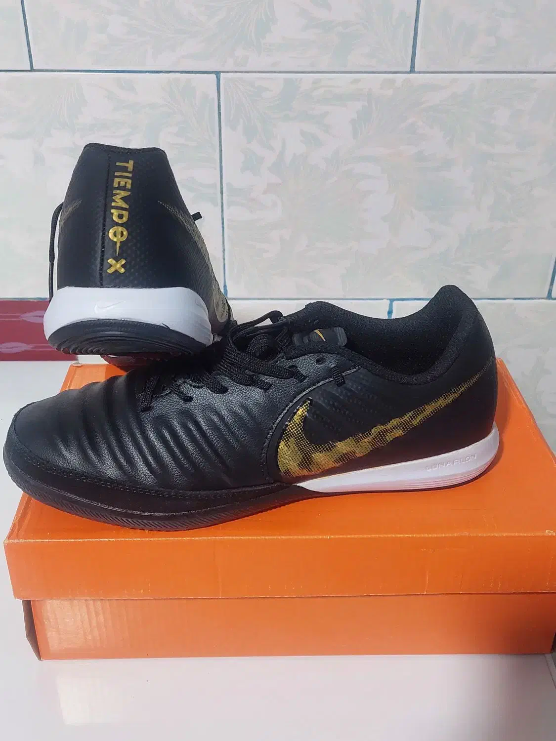 فروش کفش نایک تمپو ایکس|کیف، کفش، کمربند|یاسوج, |دیوار