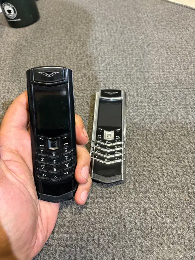 Vertu signature(ورتو سیگنچر)|موبایل|تهران, عباس‌آباد|دیوار
