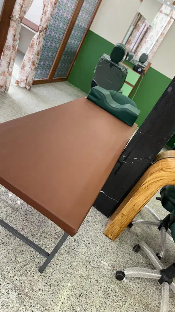 اجاره صندلی و اتاق در سالن زیبایی|اجارهٔ دفتر کار، اتاق اداری، مطب|تهران, جوادیه|دیوار