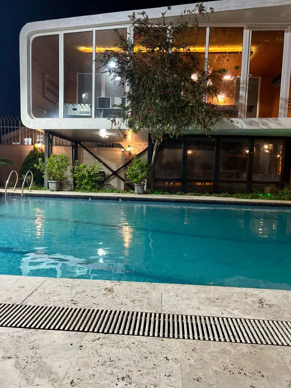 استخردار ساحلی|اجارهٔ کوتاه‌مدت ویلا و باغ|رشت, حومه رشت|دیوار