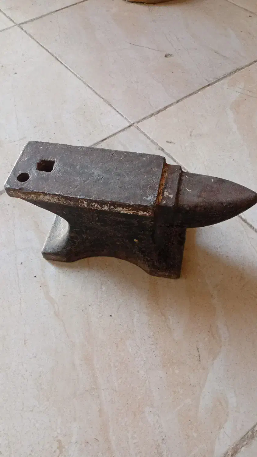 سندانفولادی|کلکسیون اشیاء عتیقه|خرمآباد, |دیوار