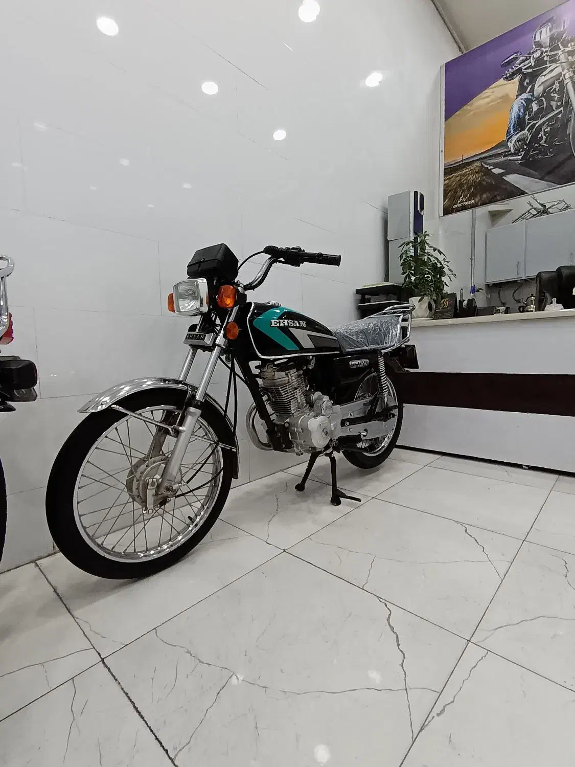 احسان مدل ۱۳۹۰ پلاک ملی مدارک کامل در حد صفر|موتورسیکلت|چابهار, |دیوار