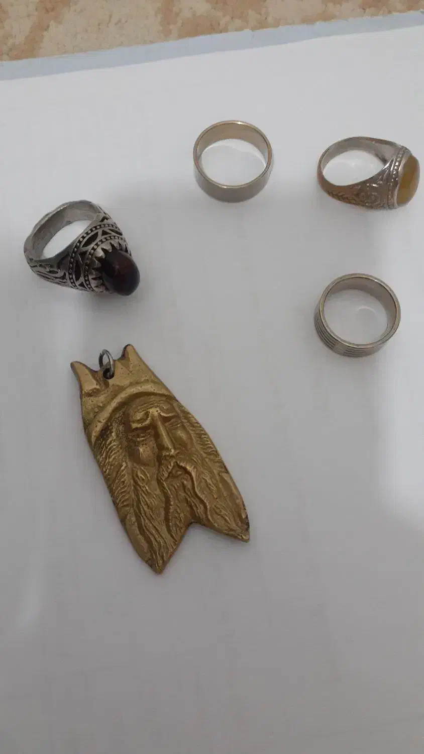 دو عدد انگشتر جنس معمولی حلقه و جاکلیدی دست ساز|جواهرات|گرگان, |دیوار