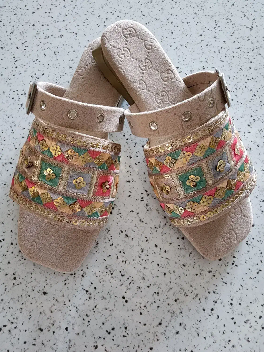 صندل زیبا سایز ۳۸|کیف، کفش، کمربند|تبریز, |دیوار