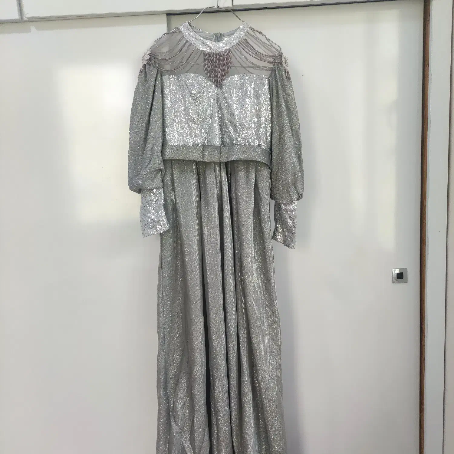 لباس مجلسی نقرهای اکلیلی|لباس|کلاردشت, |دیوار