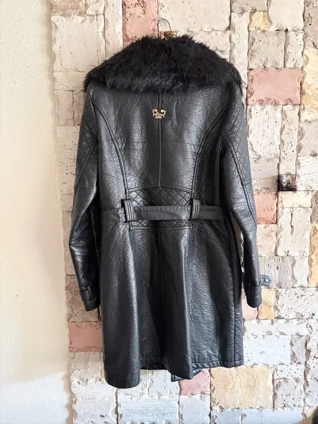 پالتو چرم نوین چرم اصلی سایز ۴۰-۴۲|لباس|اصفهان, جلفا|دیوار