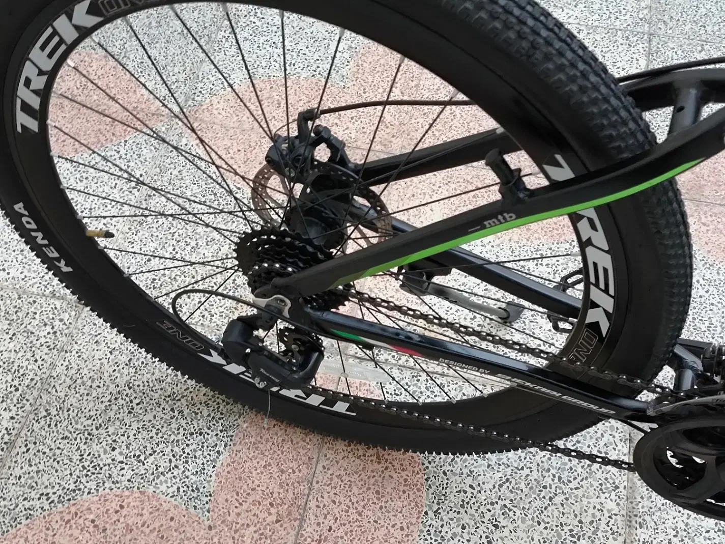 دوچرخه|دوچرخه، اسکیت، اسکوتر|اصفهان, باتون|دیوار