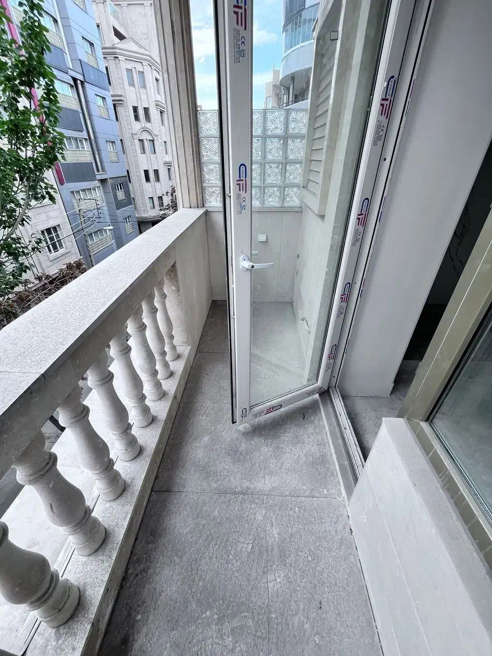 واحد ۱۲۰ متری در ولیعصر تختی کوی قبادی|فروش آپارتمان|تبریز, |دیوار