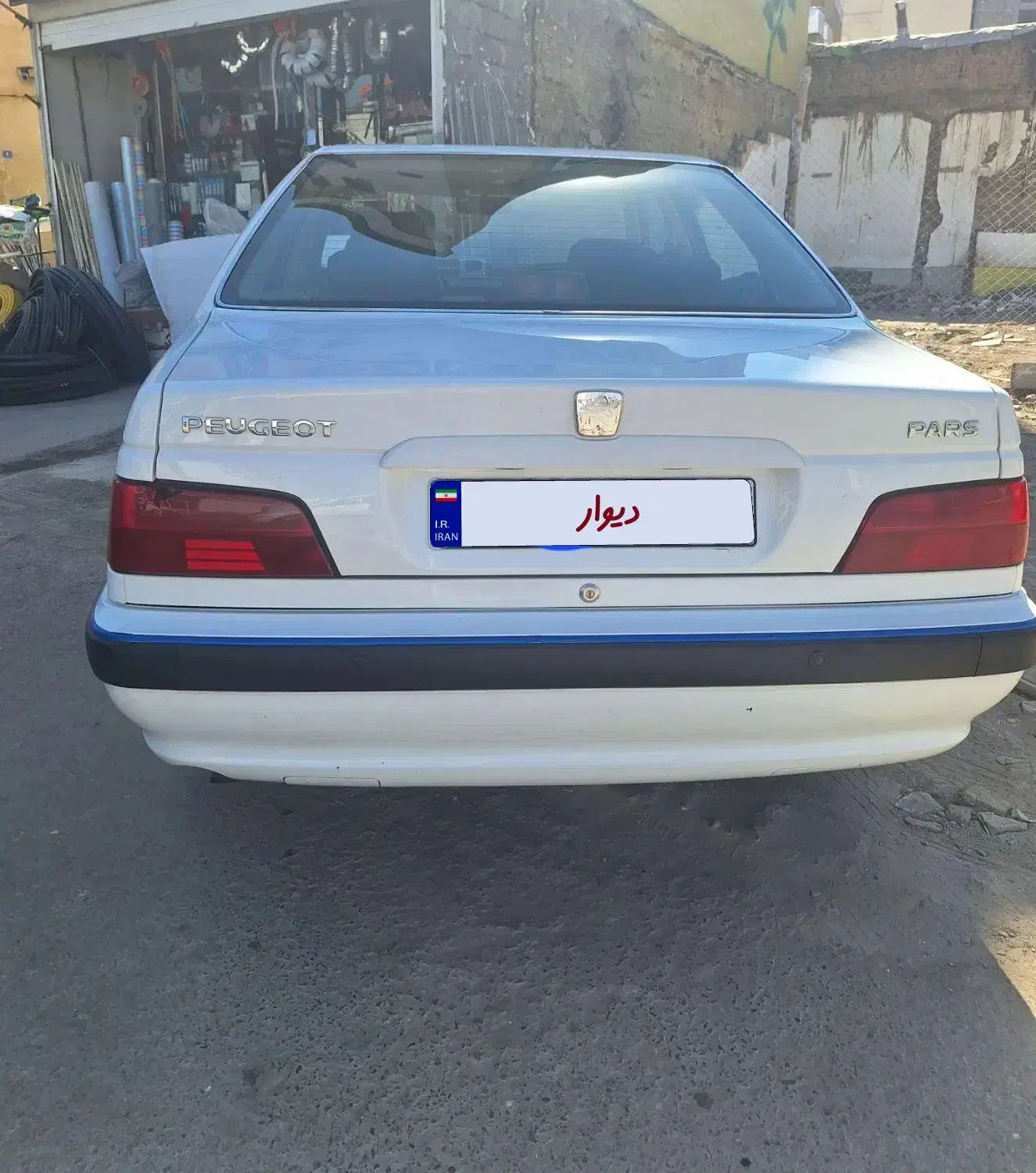 پژو پارس سفید xu7|خودرو سواری و وانت|همدان, |دیوار