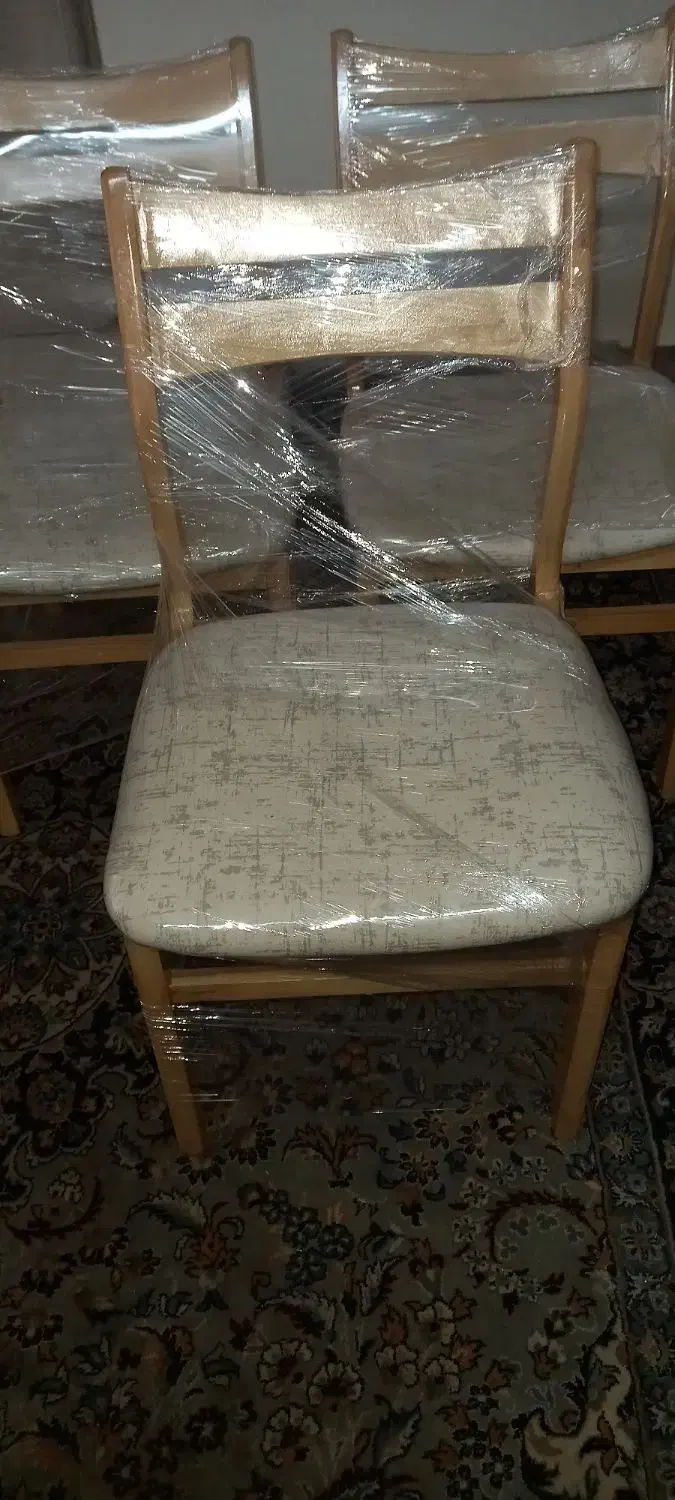 صندلی|صندلی و نیمکت|کیش, |دیوار