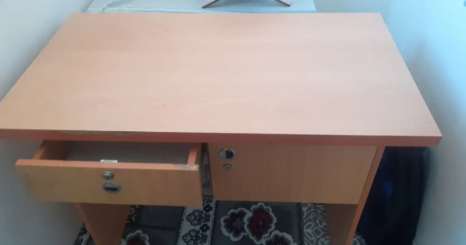 میزتحریر|میز تحریر و کامپیوتر|همدان, |دیوار