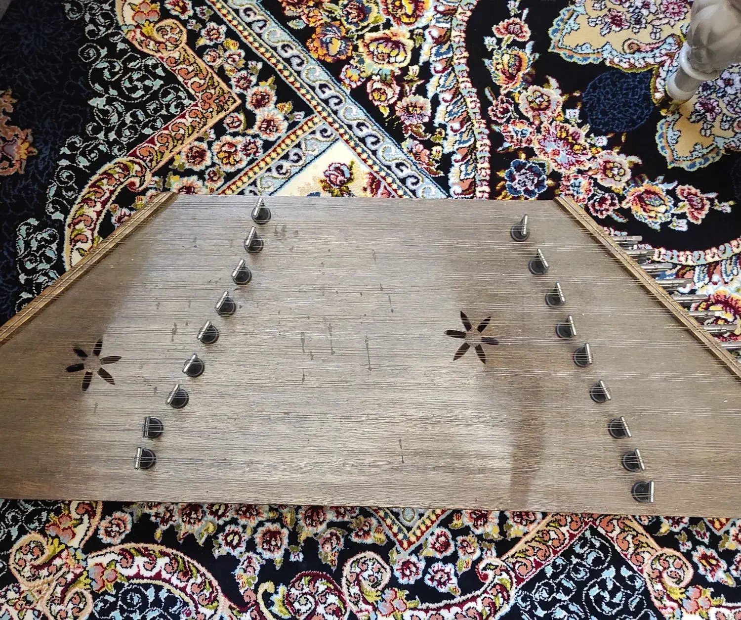 سنتور|سازهای سنتی|شهریار, رضی آباد بالا|دیوار