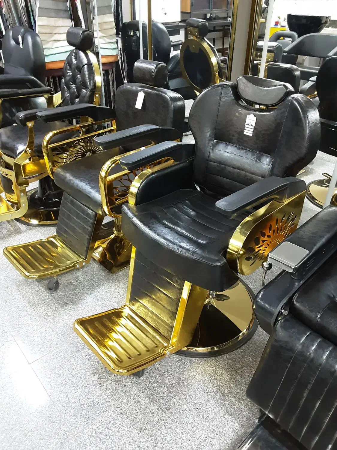 صندلی میکاپ الپدا|آرایشگاه و سالن‌های زیبایی|چهاردانگه (تهران), |دیوار