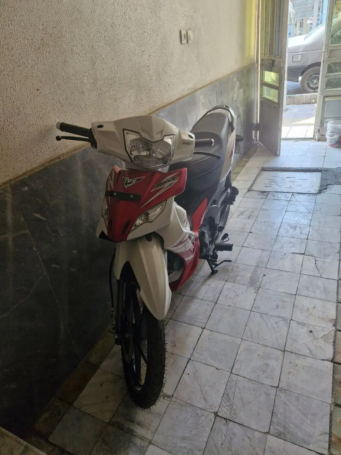 راکز ۱۲۵|موتورسیکلت|آفتاب, |دیوار