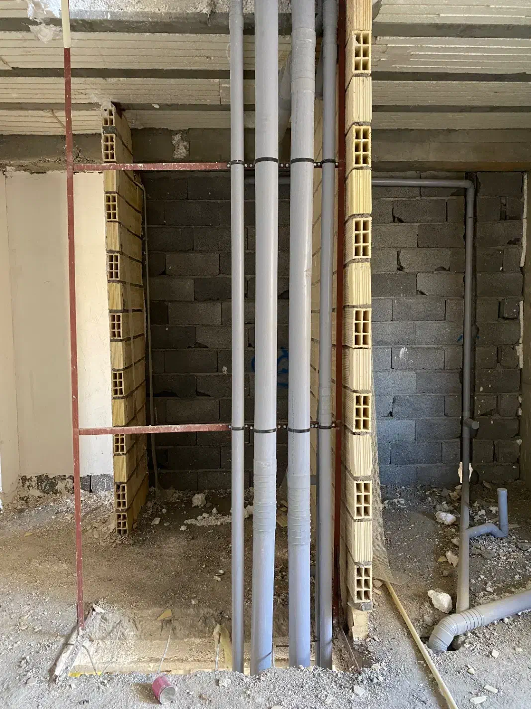 نیرو(شاگرد) ساده نیازمندیم|استخدام معماری، عمران و ساختمانی|قم, مسکن مهر|دیوار