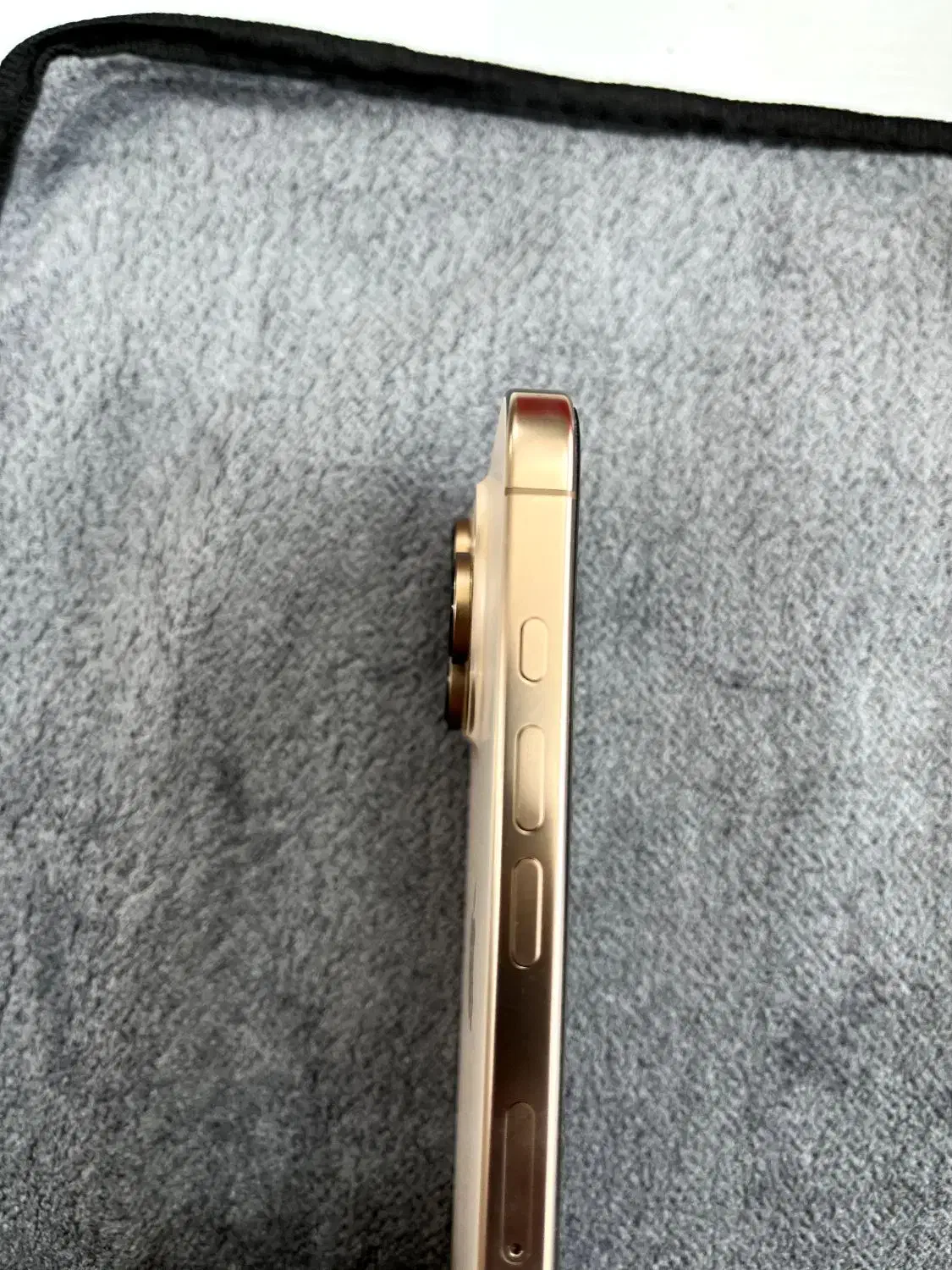 اپل iPhone 16 Pro با حافظهٔ ۲۵۶ گیگابایت|موبایل|بندرعباس, |دیوار