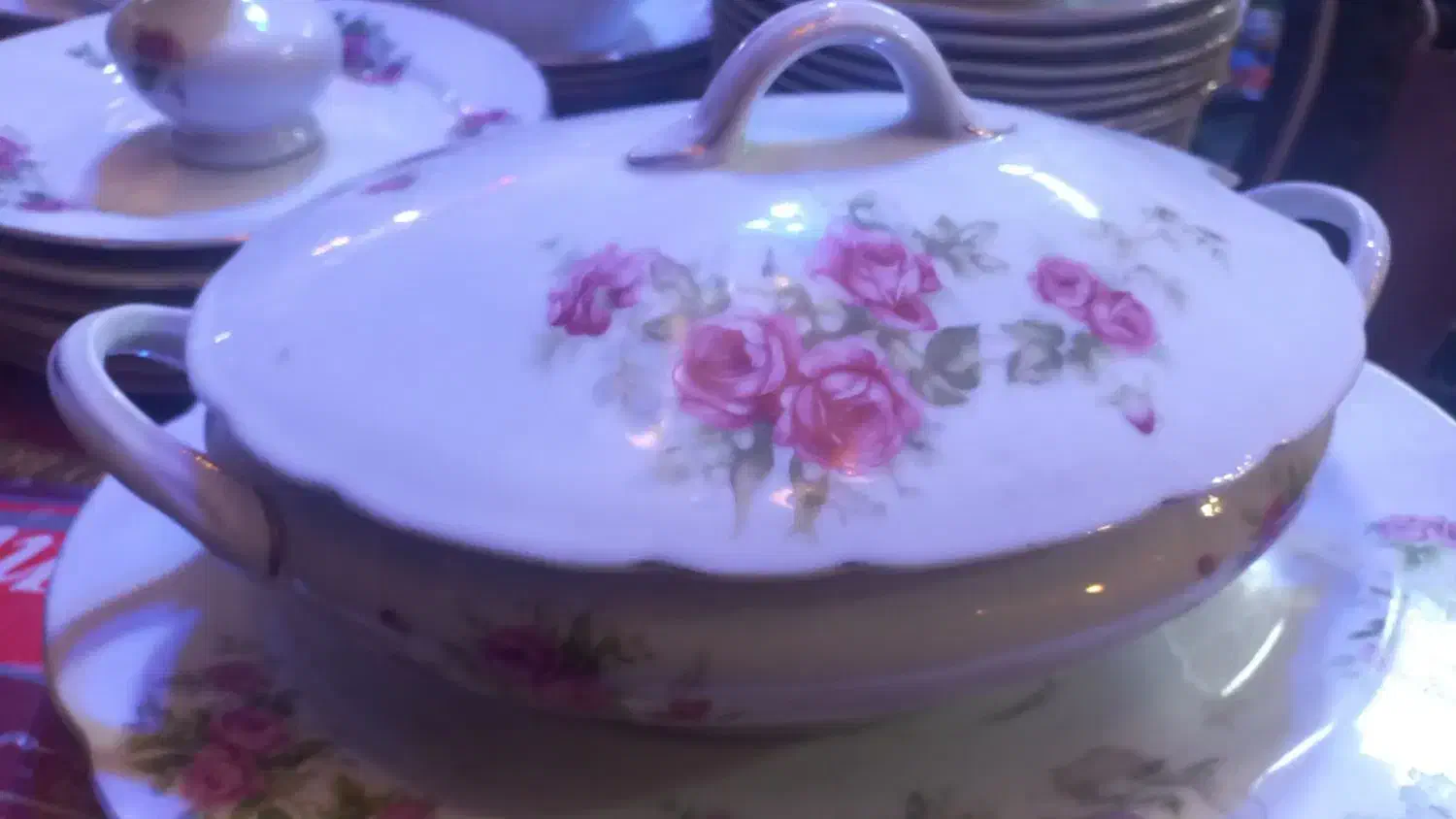 ظرف گل سرخی|ظروف سرو و پذیرایی|تهران, امام حسین|دیوار