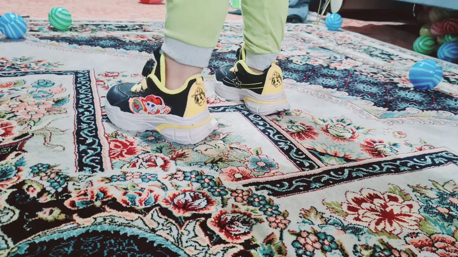 کفش اسپورت کپسولی بچه گانه|کفش و لباس بچه|مشهد, فدک|دیوار