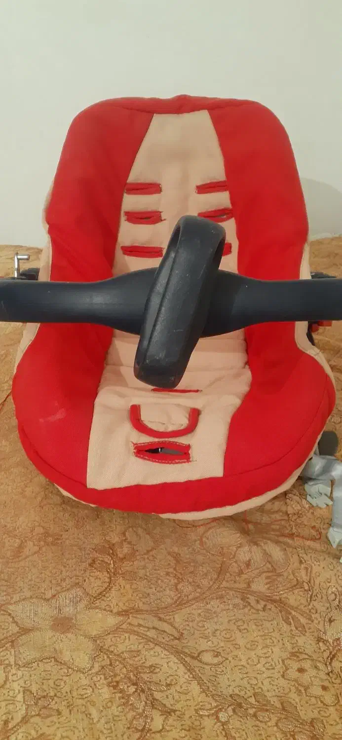 کریربچه|کالسکه و لوازم جانبی|کلاله, |دیوار