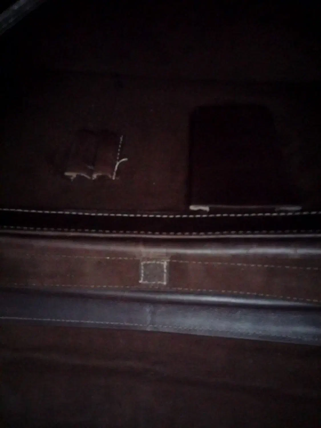 کیف مردانه بزرگ چرم طبیعی بوفالوسالم باآسترمخمل|کیف، کفش، کمربند|اصفهان, باغ دریاچه|دیوار