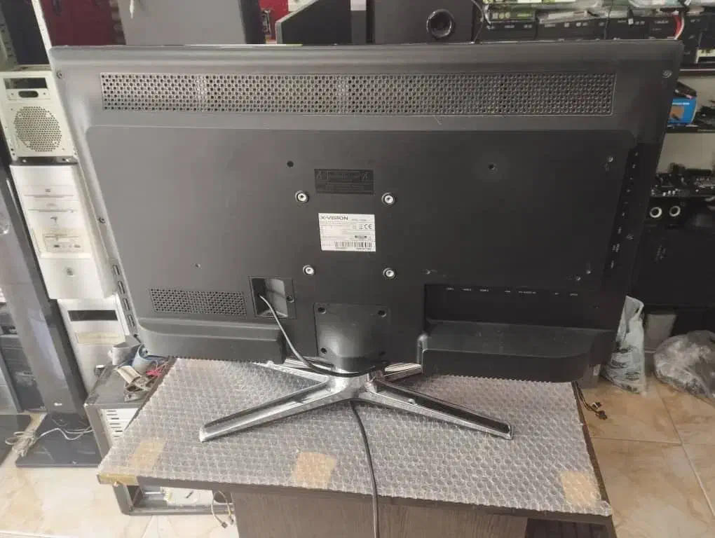 مانیتور تلویزیون ۲۹ اینچ ایکس ویژن|قطعات و لوازم جانبی رایانه|رشت, دیلمان|دیوار