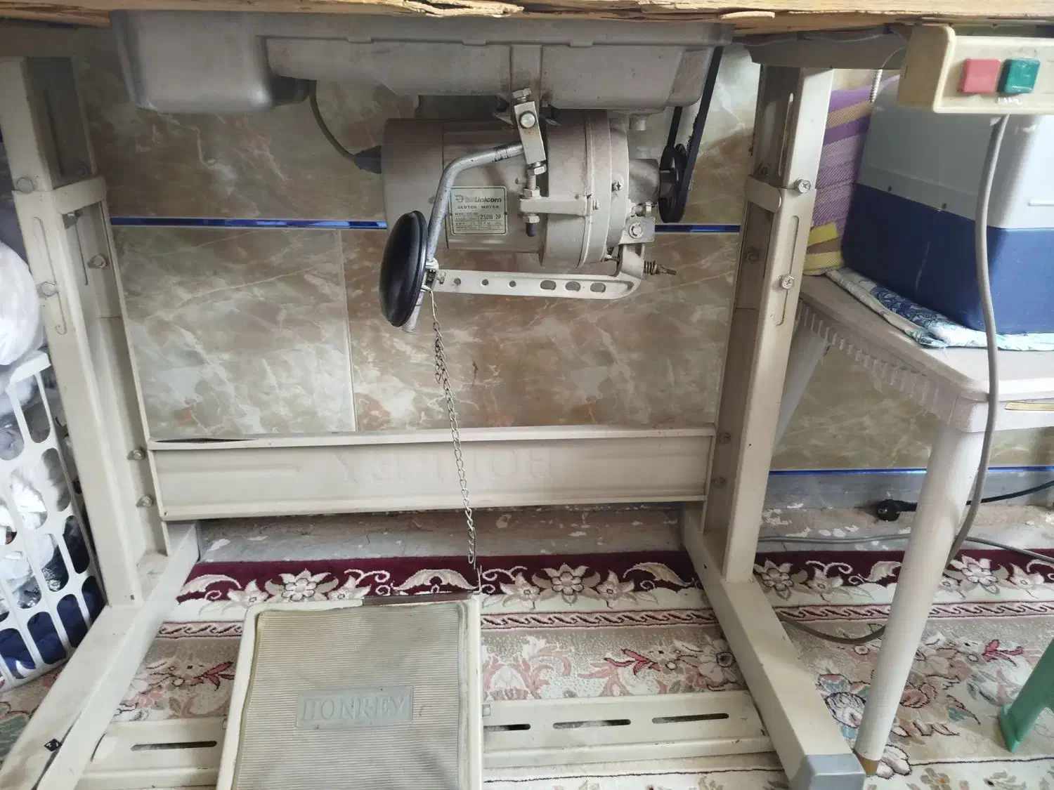 سردوز پروانه باچرخ خیاطی|چرخ خیاطی و ریسندگی|مرودشت, دولت آباد|دیوار