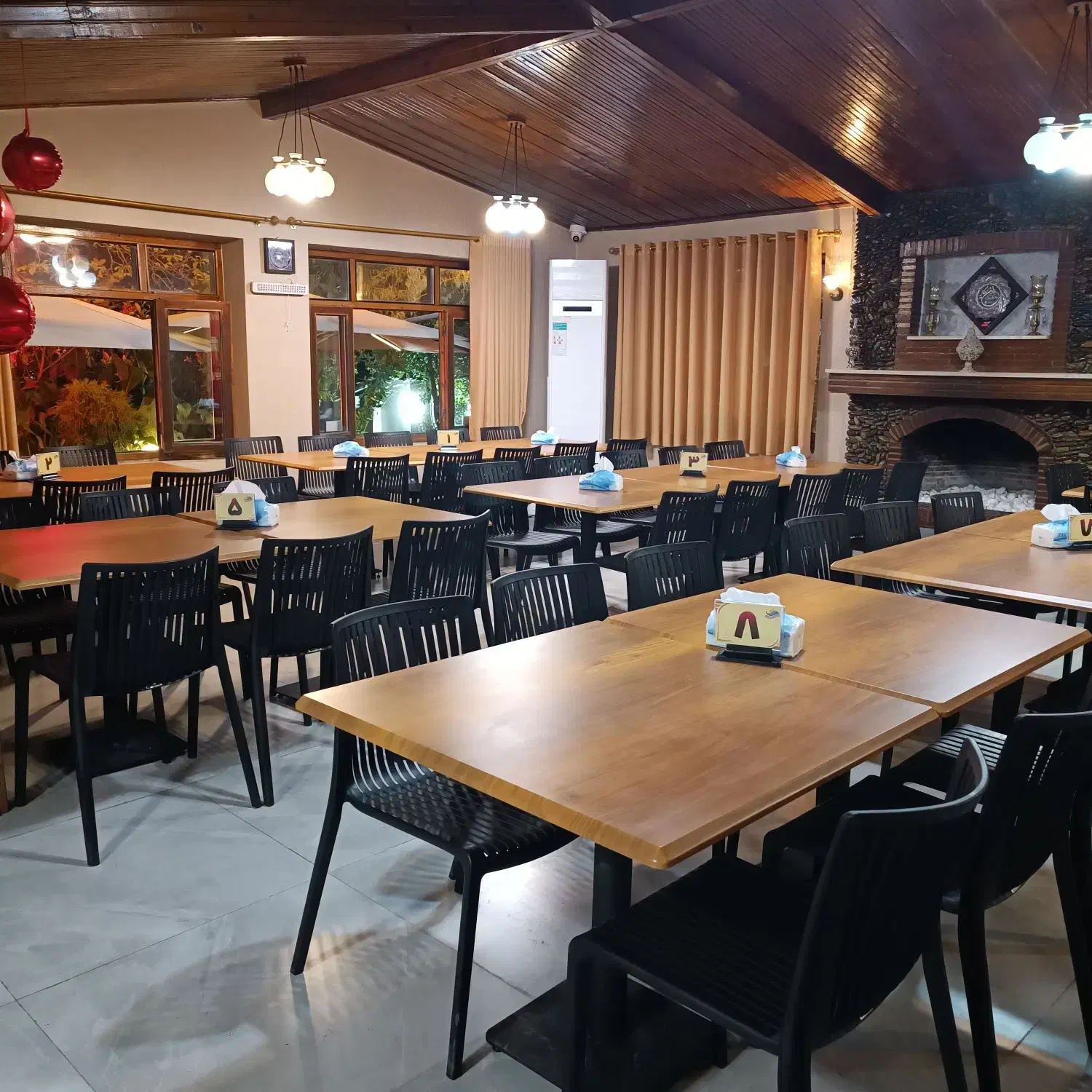 تخته کار مسلط به آشپزی در شهر رامسر|استخدام خدمات فروشگاه و رستوران|رشت, لاکان|دیوار