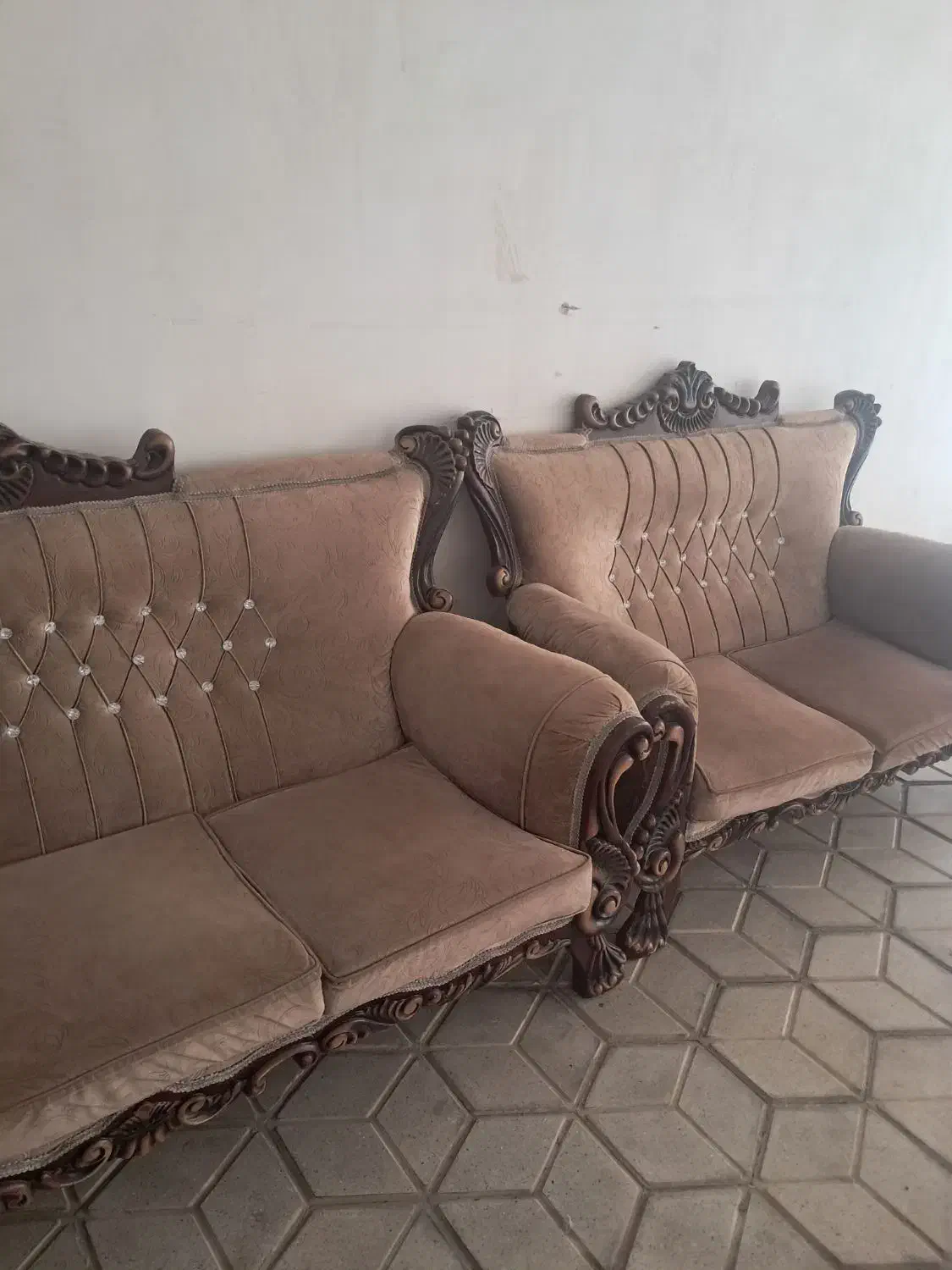 مبل نیمه سلطنتی|مبلمان خانگی و میز عسلی|بیرجند, |دیوار