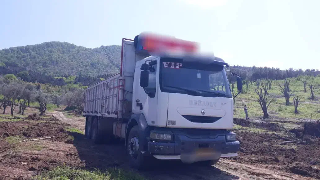 فروش کامیون ده چرخ رنو ۲۷۰|خودرو سنگین|گنبد کاووس, |دیوار