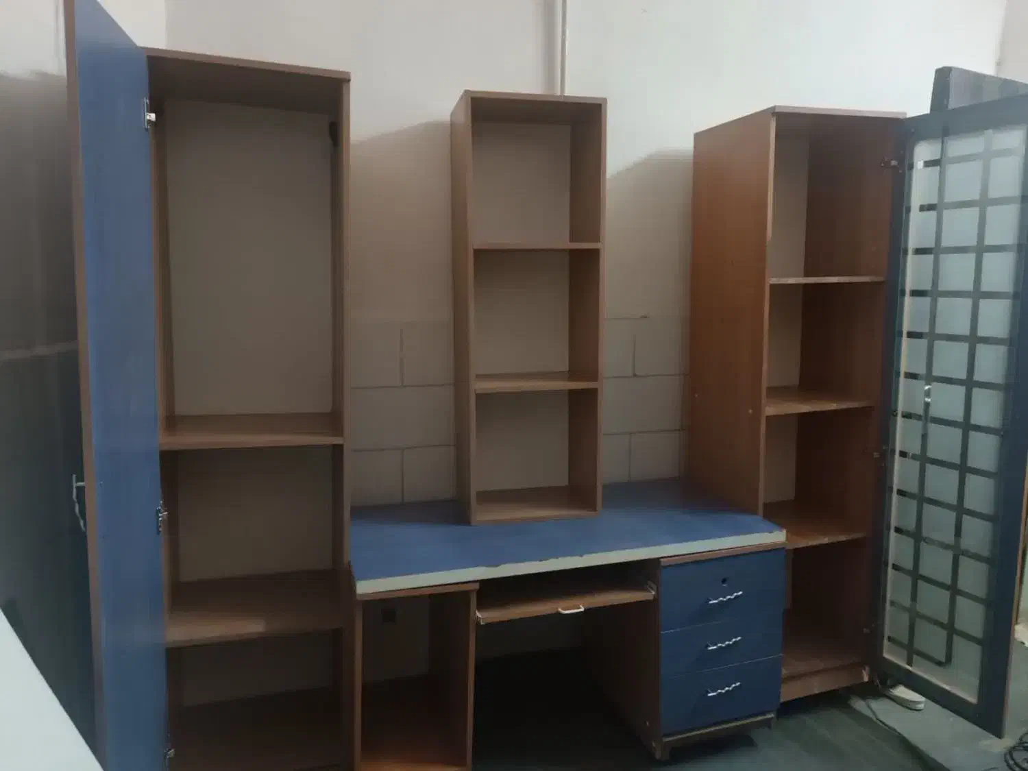 میز تحریر کامپیوتر کمد بوفه|میز تحریر و کامپیوتر|کرمان, |دیوار