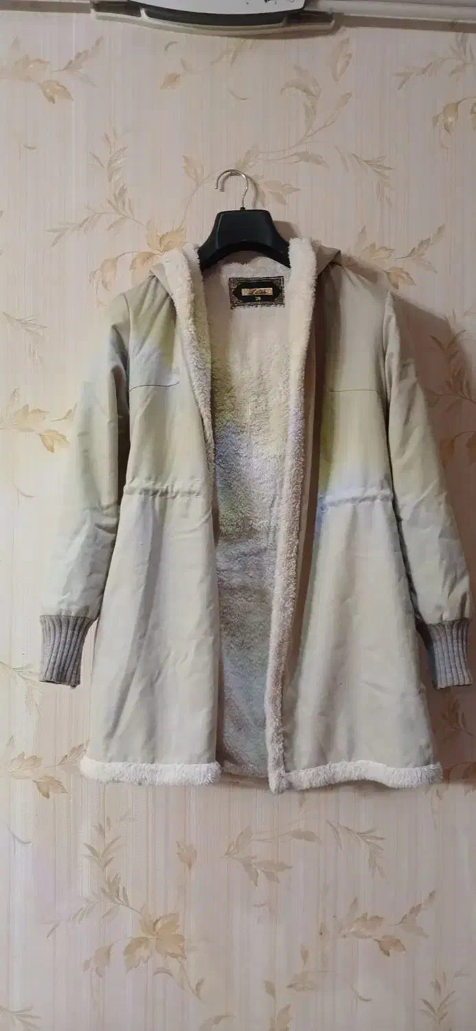 پالتو و هودی|لباس|فولادشهر, B1|دیوار