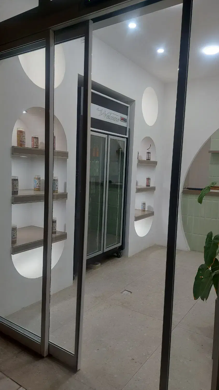 مغازه با آشپزخانه صنعتی|اجارهٔ مغازه و غرفه|زنجان, |دیوار