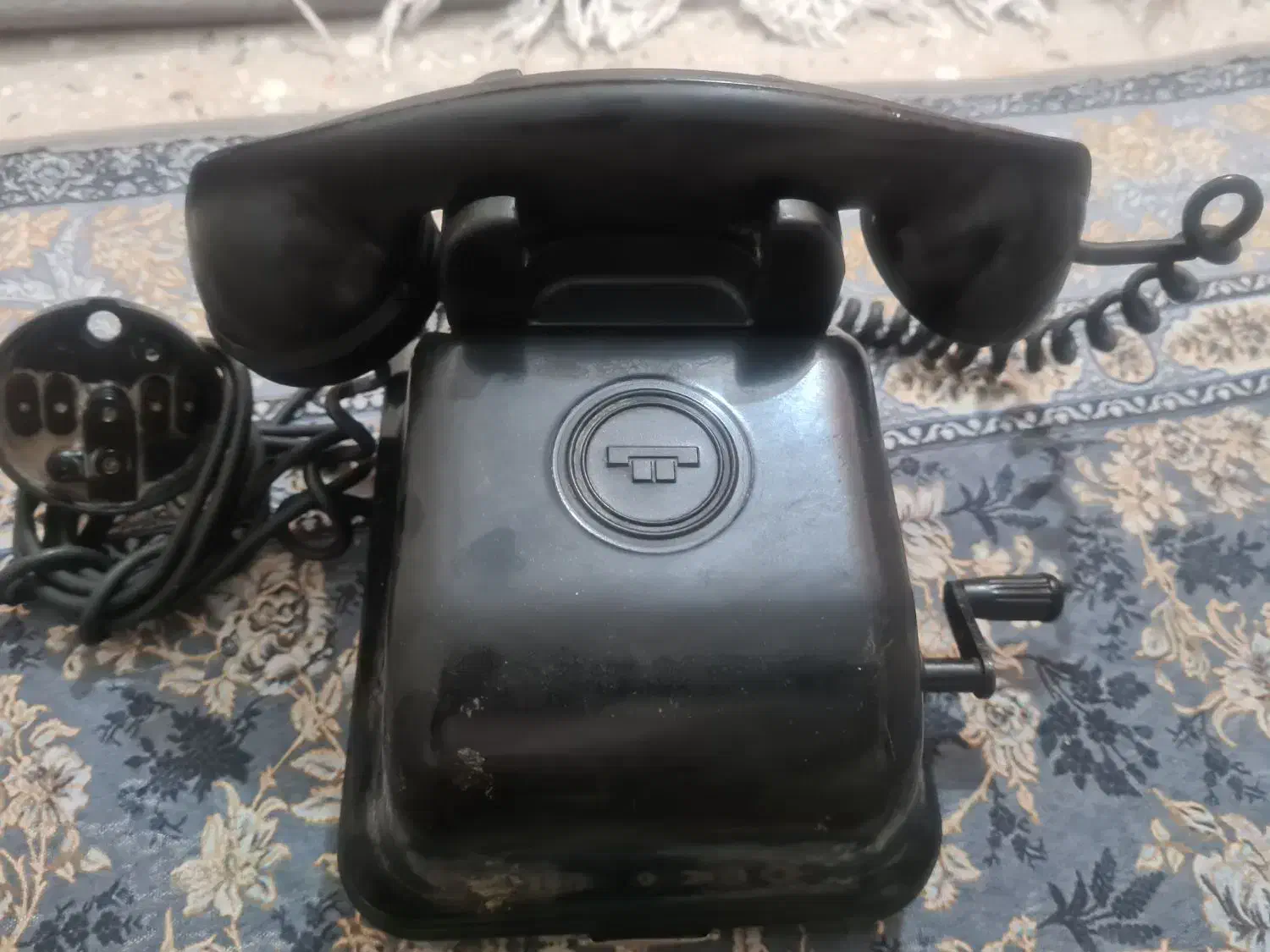 تلفن هندلی قدیمی|کلکسیون اشیاء عتیقه|بیرجند, |دیوار