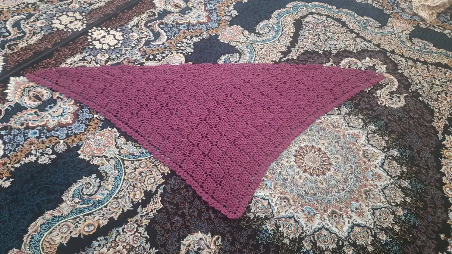 رودوشی بافتنی|لباس|یاسوج, |دیوار