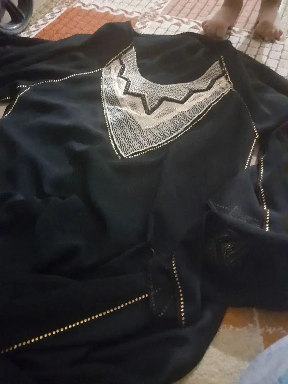 مانتو|لباس|مه ولات, |دیوار