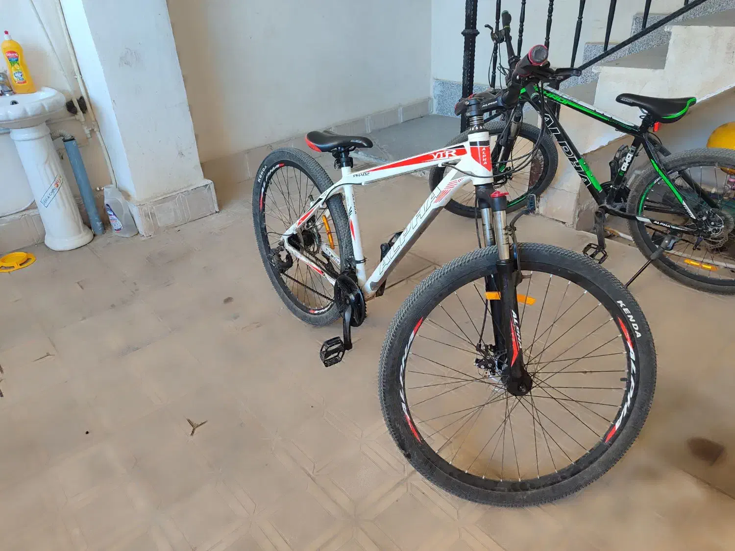 دوچرخه آلفا 29|دوچرخه، اسکیت، اسکوتر|جلین, |دیوار