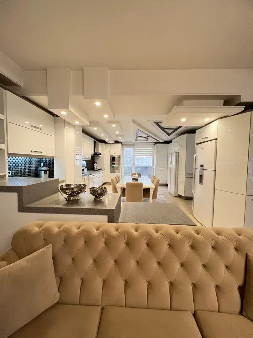 ۳۱۰متر ولیعصر / ۴ خواب / دو پارکینگ / نبش جنوبی|فروش آپارتمان|تبریز, |دیوار