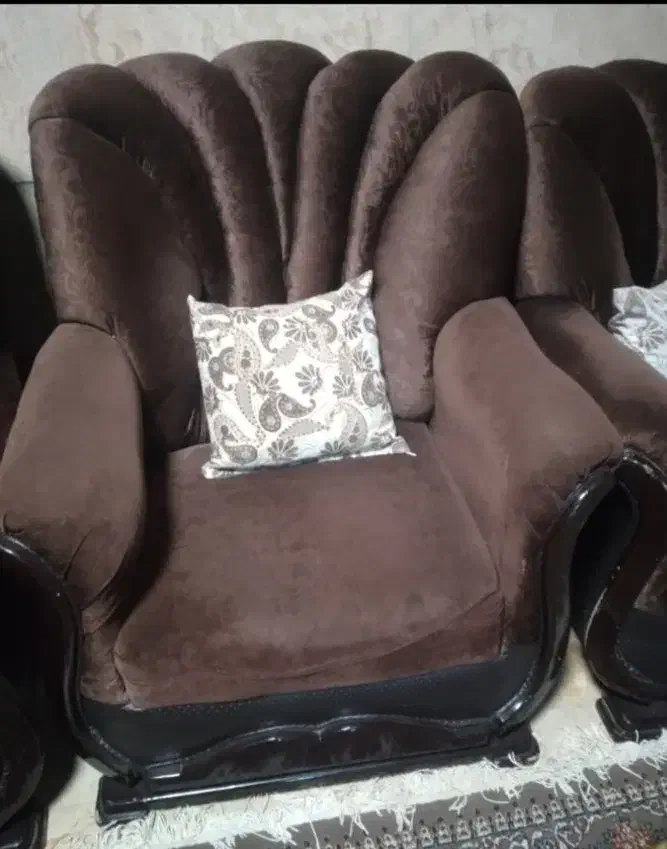 مبل|مبلمان خانگی و میز عسلی|کاشان, ولیعصر|دیوار