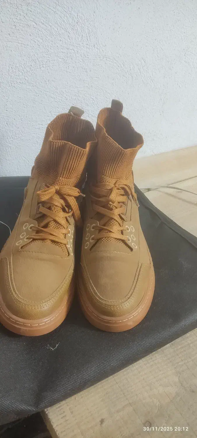 کتونی ساقدار سایز 41|کیف، کفش، کمربند|رشت, سعدی (تختی)|دیوار