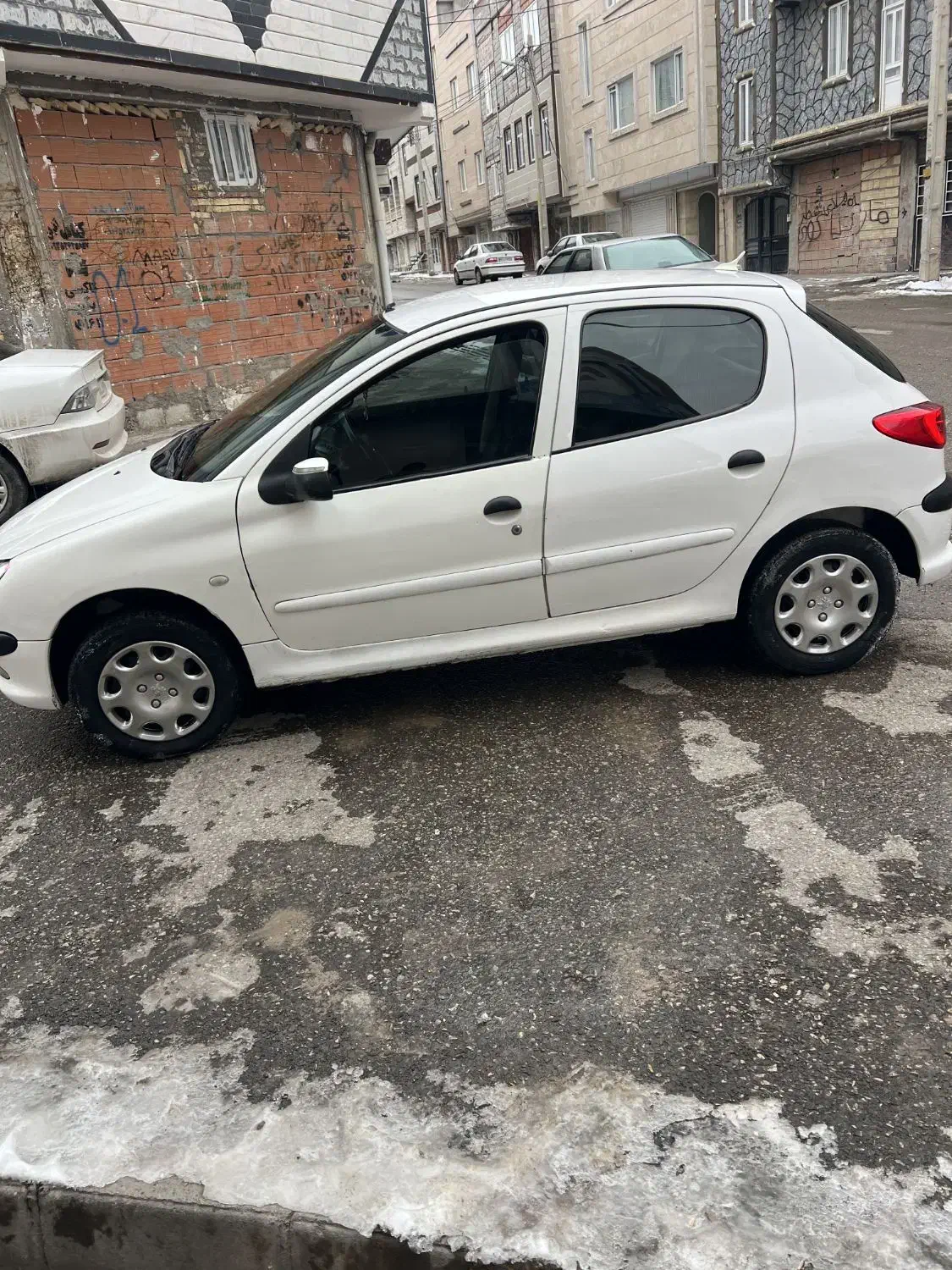 پژو ۲۰۶|خودرو سواری و وانت|بازرگان, |دیوار