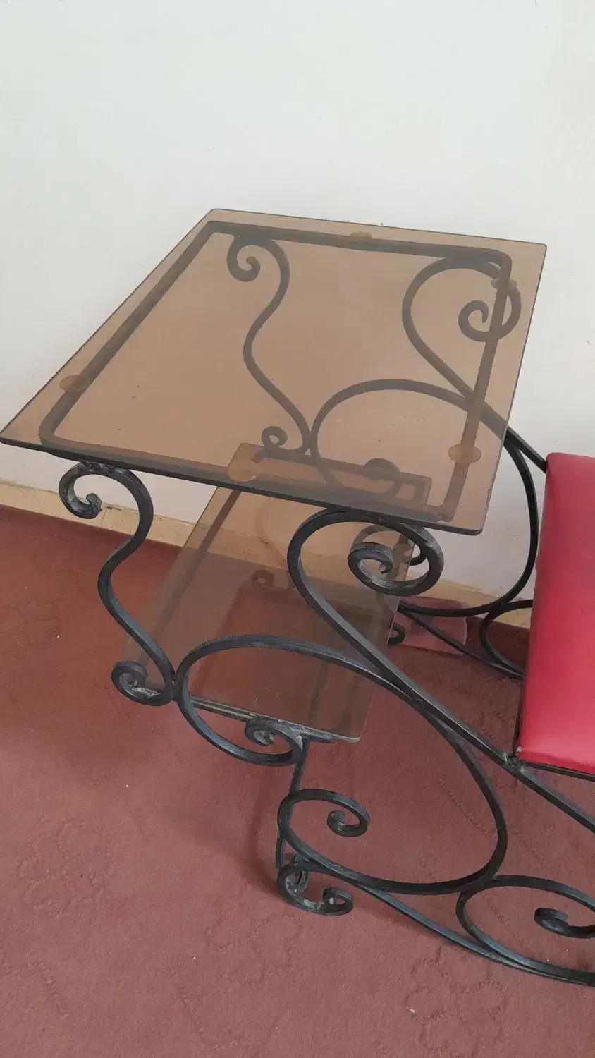 میز فرفرژه|میز تلفن|اهواز, کمپلو شمالی|دیوار