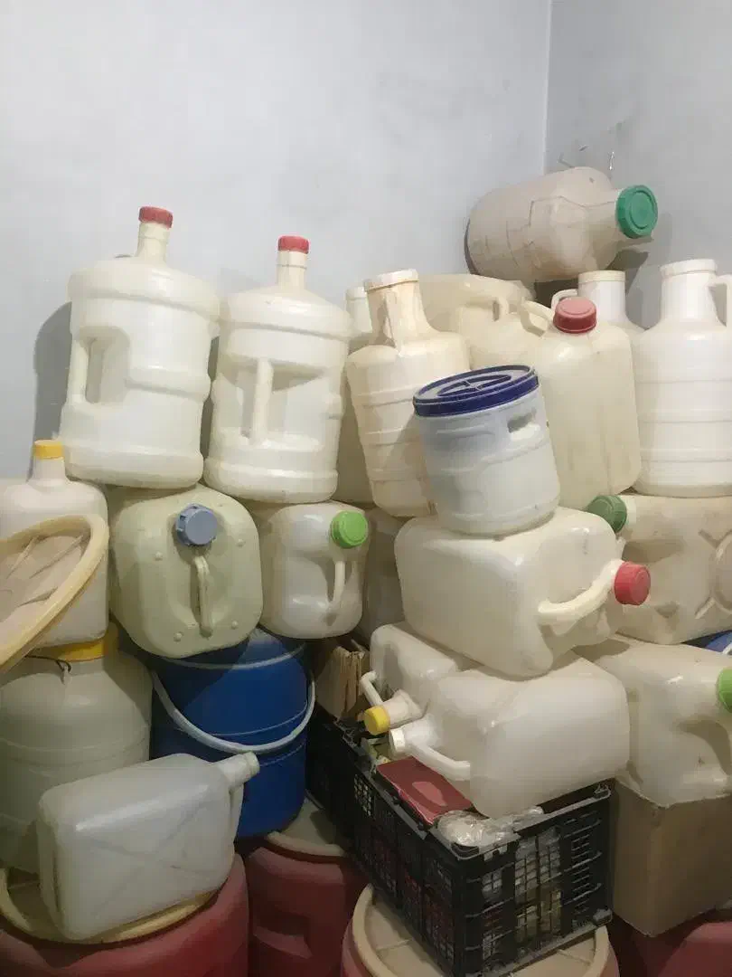 بشکه ۱۰و۱۵و۲۰ لیتری|ظروف نگهدارنده، پلاستیکی، یک‌بارمصرف|اهواز, کیانشهر|دیوار